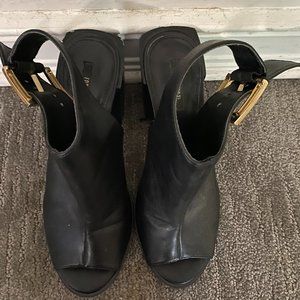 Size 8: Black Heels